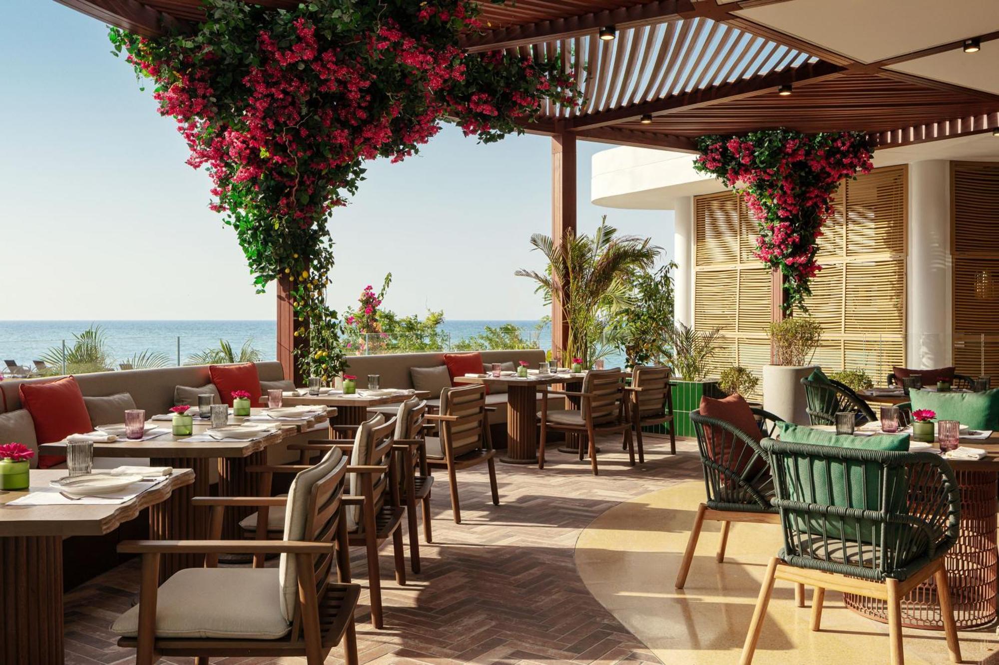 The St Regis Al Mouj Muscat Resort Bagian luar foto